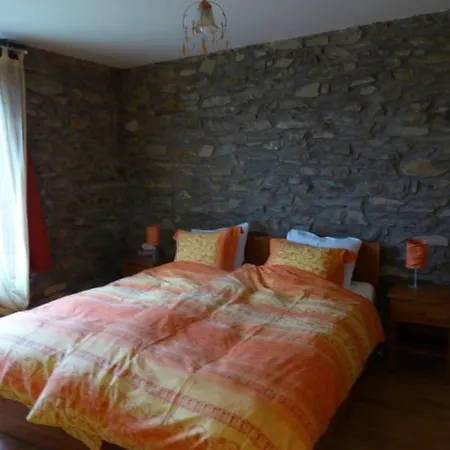 Ferme Chateau Le Duc 6 Bedroom House